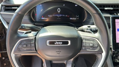Used 2021 Jeep Grand Cherokee L Limited image 12