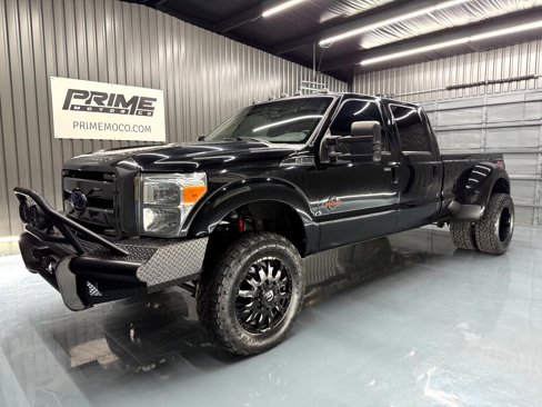 Used 2016 Ford F350 Lariat w/ Lariat Interior Package image 1