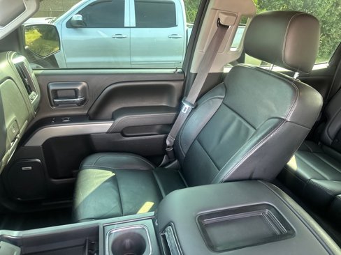 Used 2015 Chevrolet Silverado 1500 LTZ Z71 w/ Midnight Edition image 12