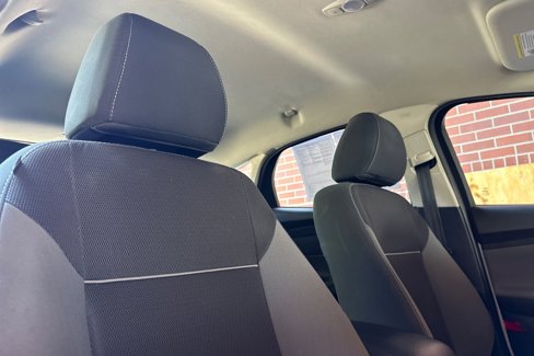 Used 2014 Ford Focus SE image 19