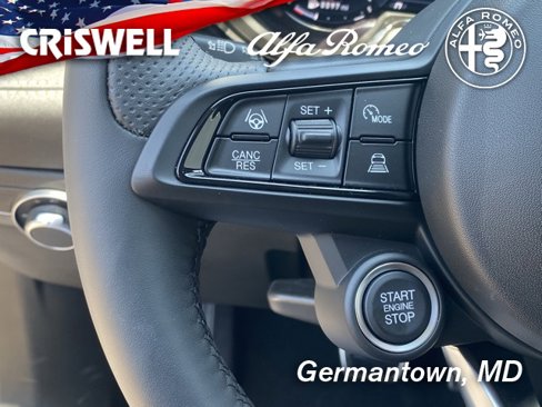 New 2025 Alfa Romeo Tonale w/ Premium Package image 21