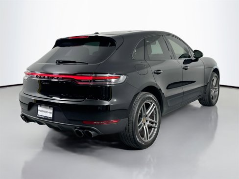 Certified 2020 Porsche Macan image 7