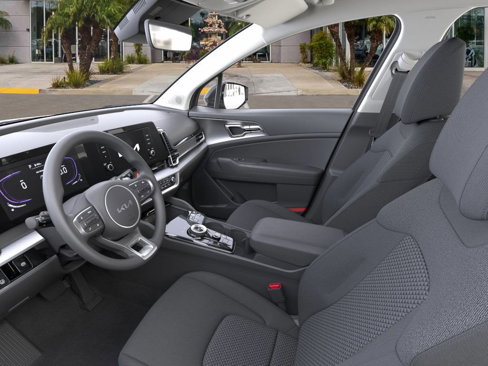 New 2025 Kia Sportage LX image 17