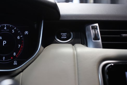Used 2020 Land Rover Range Rover Sport HST image 63
