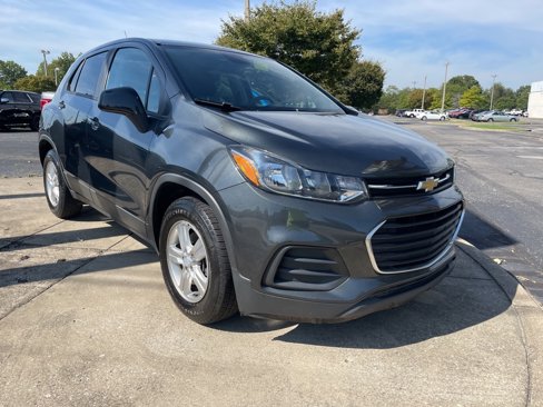 Used 2019 Chevrolet Trax LS w/ Tint and Cruise Package image 1