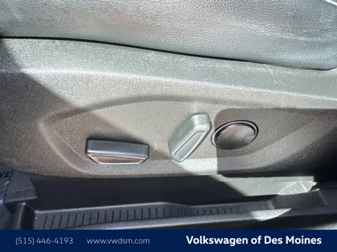 Used 2023 Ford Edge SEL image 34