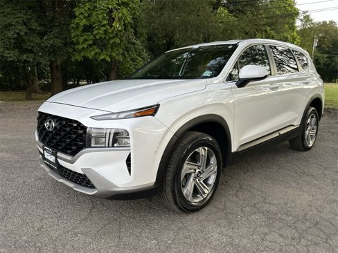 Used 2021 Hyundai Santa Fe SE image 4
