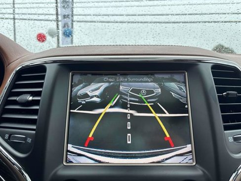 Certified 2016 Jeep Grand Cherokee Summit image 24