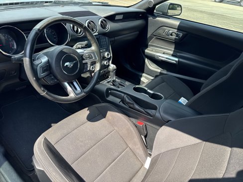 Used 2016 Ford Mustang Coupe image 15
