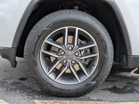 Certified 2020 Jeep Grand Cherokee Limited image 28