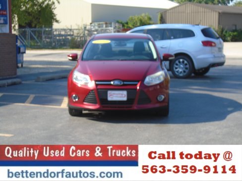 Used 2014 Ford Focus SE w/ Equipment Group 201A image 4