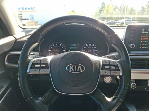 Used 2020 Kia Telluride LX image 19