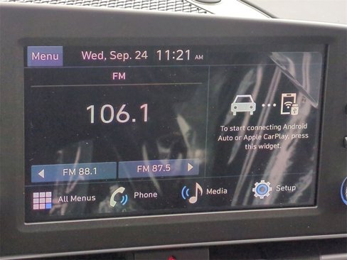 Certified 2025 Hyundai Elantra SE w/ Cargo Package image 18