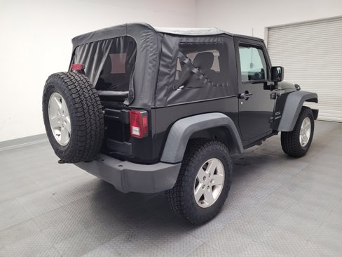 Used 2013 Jeep Wrangler Sport image 9