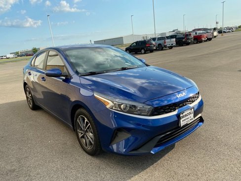 Used 2023 Kia Forte LXS image 4