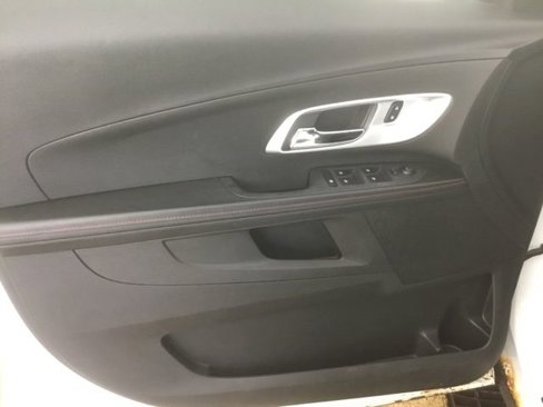 Used 2014 Chevrolet Equinox LT w/ Driver Convenience Package image 6