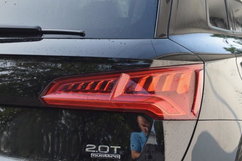 Used 2018 Audi Q5 2.0T Premium image 11