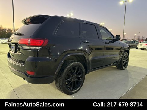 Used 2019 Jeep Grand Cherokee Altitude image 19