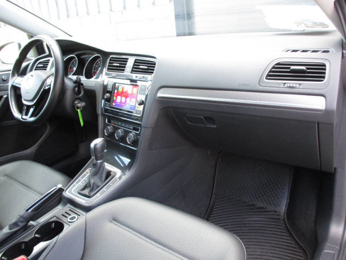 Used 2019 Volkswagen Golf Alltrack S image 23