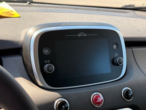 Used 2023 FIAT 500X Pop image 8