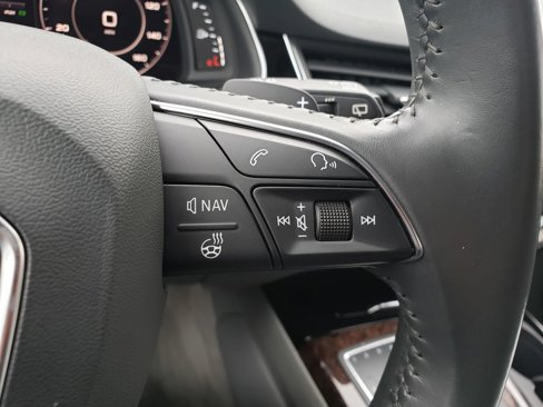 Used 2018 Audi Q7 3.0T Premium Plus w/ Premium Plus Package image 21