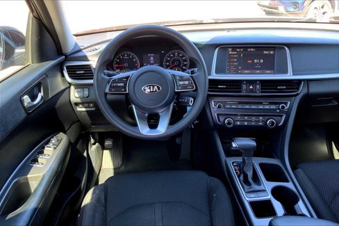 Used 2020 Kia Optima LX image 5