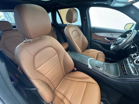 Certified 2021 Mercedes-Benz GLC 300 image 38