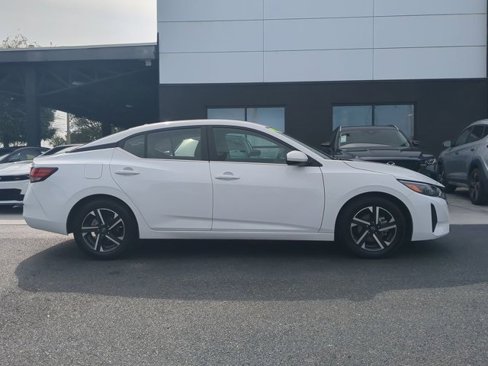 Used 2024 Nissan Sentra SV image 2
