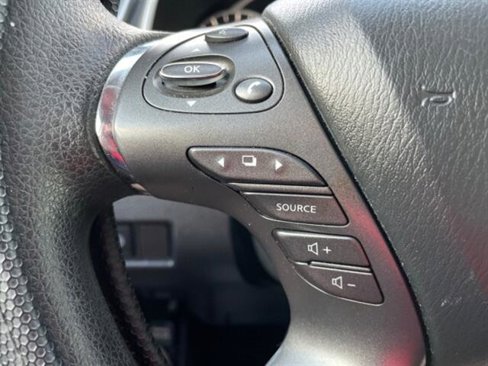 Used 2021 Nissan Murano S image 16