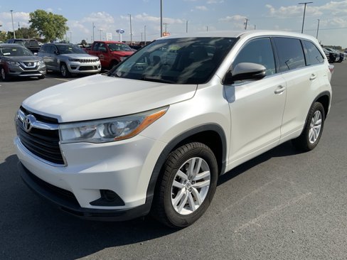 Used 2014 Toyota Highlander LE image 5
