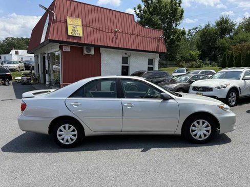 Used 2005 Toyota Camry image 8