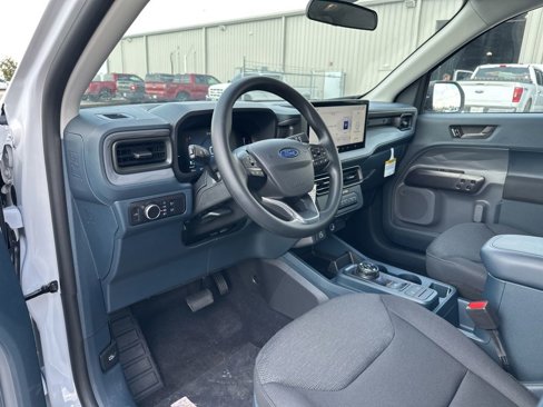 New 2025 Ford Maverick XL image 12