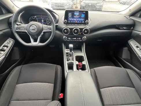Used 2021 Nissan Sentra SV image 6