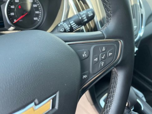 Used 2024 Chevrolet Equinox LT image 12
