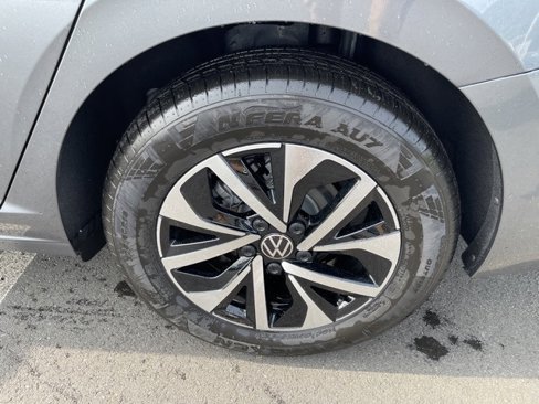 New 2025 Volkswagen Jetta S image 11