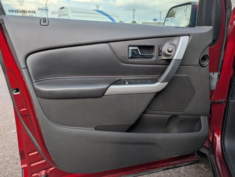 Used 2014 Ford Edge SEL w/ Equipment Group 205A image 31