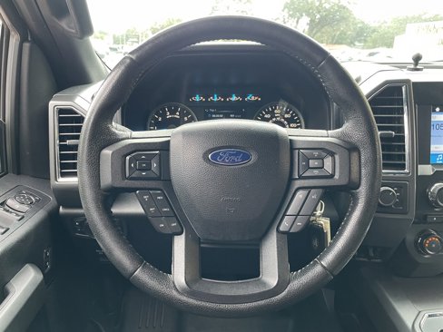Used 2016 Ford F150 XLT w/ Equipment Group 302A Luxury image 24