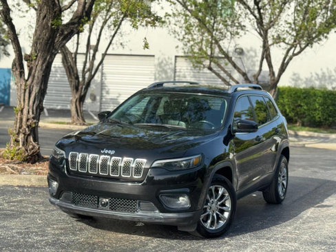 Used 2021 Jeep Cherokee Latitude Plus image 4