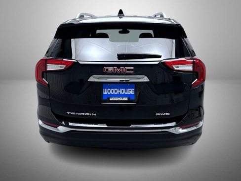 Used 2024 GMC Terrain SLT image 6