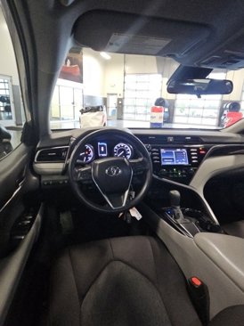 Used 2019 Toyota Camry L image 23