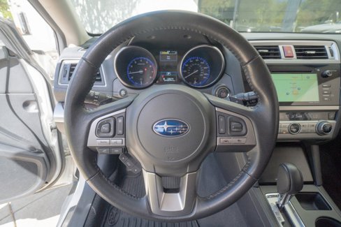 Used 2017 Subaru Outback 2.5i Limited image 12