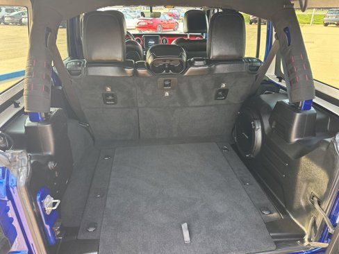 Used 2018 Jeep Wrangler Unlimited Rubicon image 14