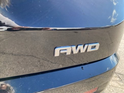 Used 2019 GMC Acadia Denali image 5