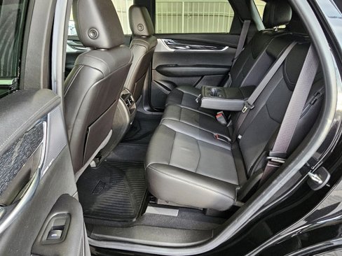 Used 2021 Cadillac XT5 Premium Luxury image 23