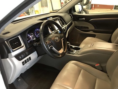 Certified 2018 Toyota Highlander Limited image 12