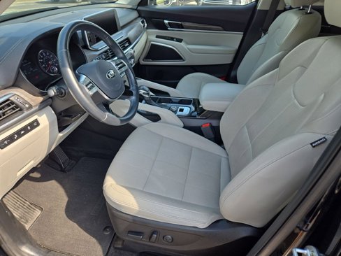 Used 2020 Kia Telluride EX image 15