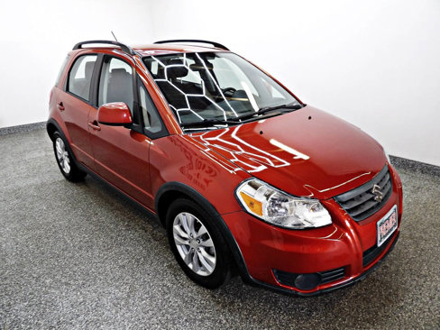 Used 2013 Suzuki SX4 AWD Hatchback image 3