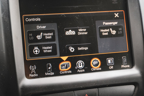 Used 2016 Jeep Cherokee Limited image 32
