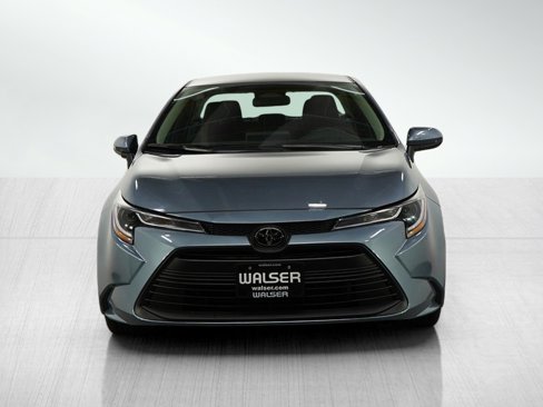 Used 2024 Toyota Corolla LE image 7