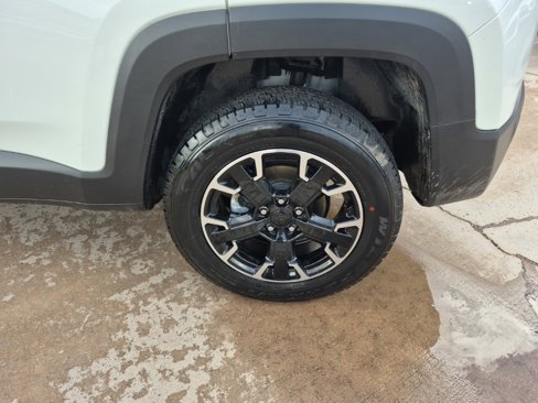 Used 2023 Jeep Renegade Trailhawk image 10